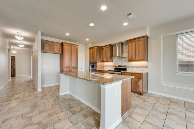 707 Brookline Drive, Lavon, TX 75166