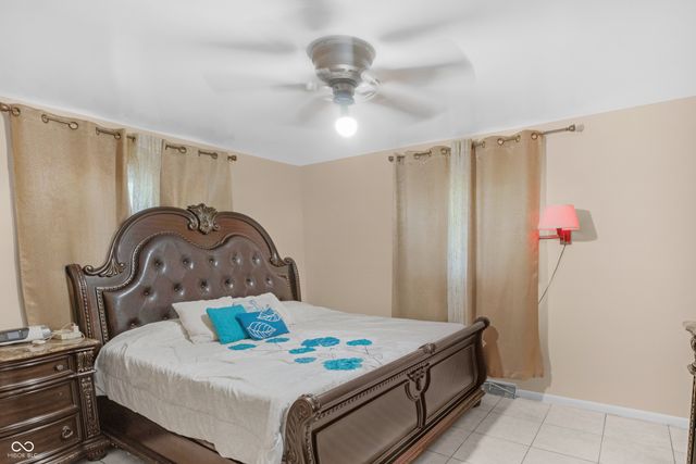 157 E Hill Valley Drive, Indianapolis, IN 46227