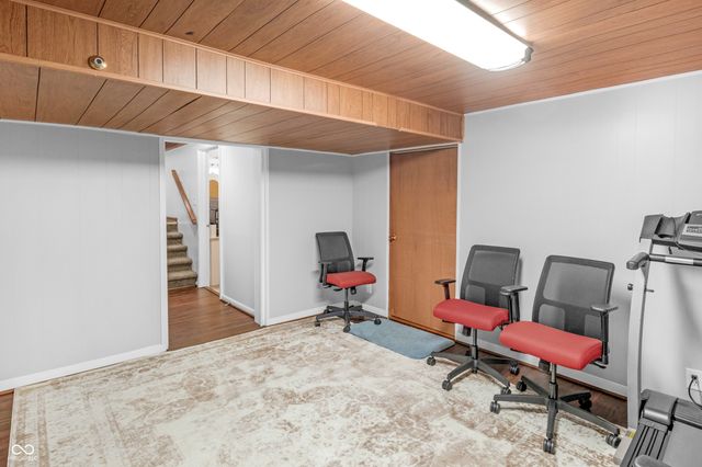 157 E Hill Valley Drive, Indianapolis, IN 46227