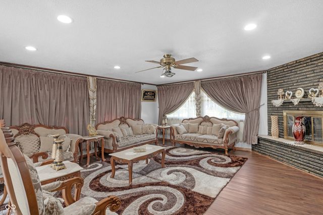 157 E Hill Valley Drive, Indianapolis, IN 46227