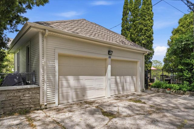305 Michigan AVENUE, Sheboygan, WI 53081