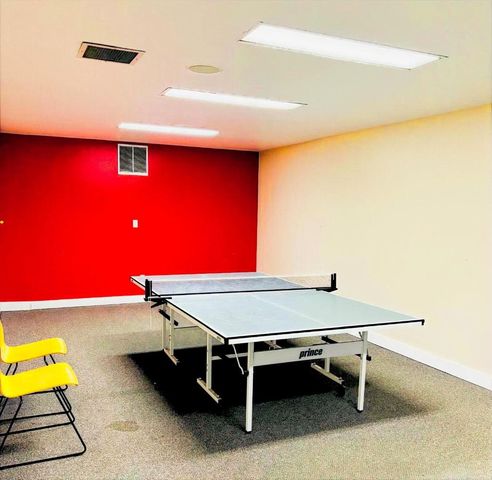 275 Tradewinds Drive 10, San Jose, CA 95123