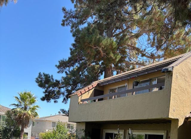 275 Tradewinds Drive 10, San Jose, CA 95123