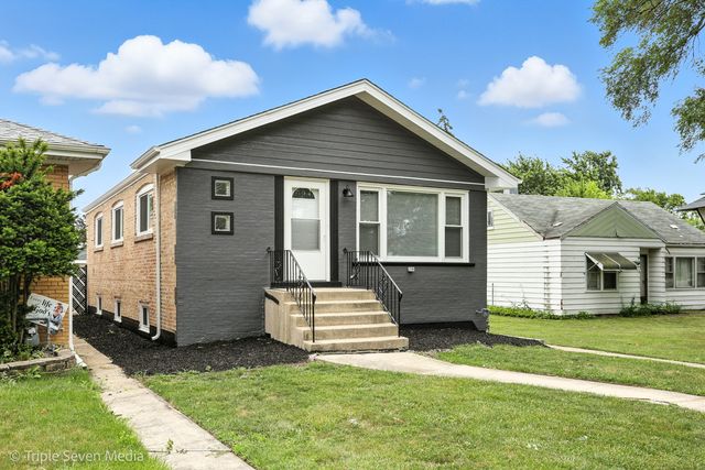 7707 Linder Avenue, Burbank, IL 60459