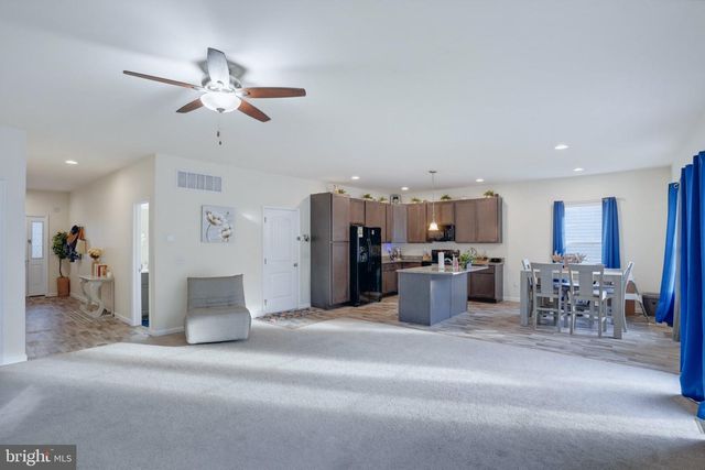 35 SCHOOLVIEW LN, Camden-wyoming, DE 19934