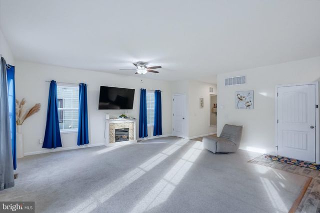 35 SCHOOLVIEW LN, Camden-wyoming, DE 19934