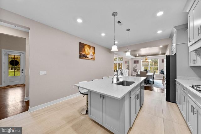 36 DOGLEG LN, Lawrence Township, NJ 08648