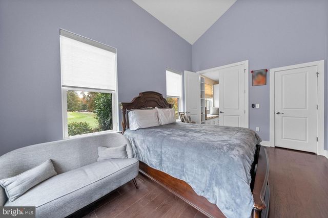 36 DOGLEG LN, Lawrence Township, NJ 08648