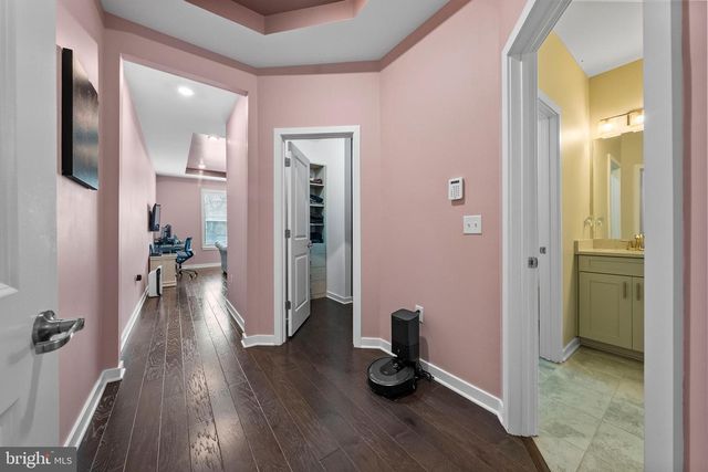 36 DOGLEG LN, Lawrence Township, NJ 08648