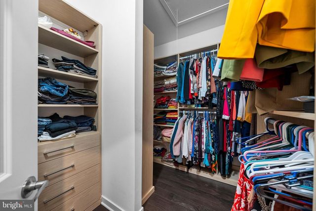 36 DOGLEG LN, Lawrence Township, NJ 08648