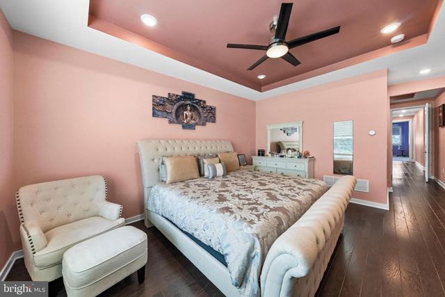 36 DOGLEG LN, Lawrence Township, NJ 08648