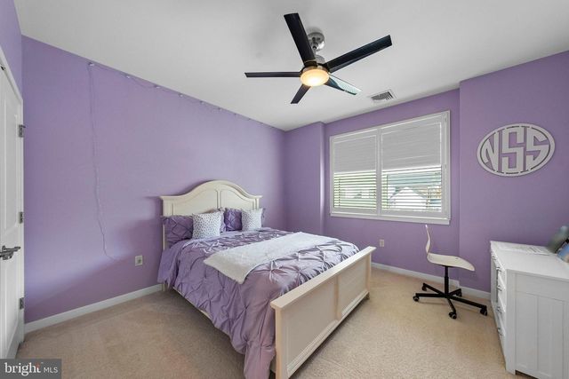 36 DOGLEG LN, Lawrence Township, NJ 08648