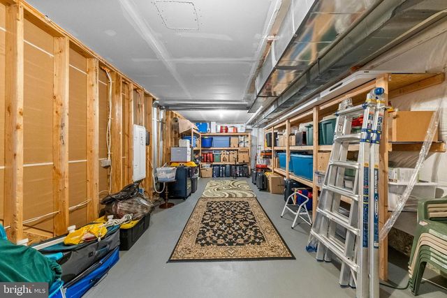 36 DOGLEG LN, Lawrence Township, NJ 08648