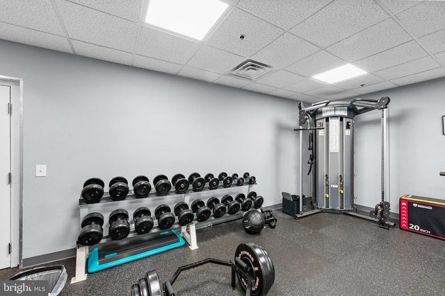 36 DOGLEG LN, Lawrence Township, NJ 08648