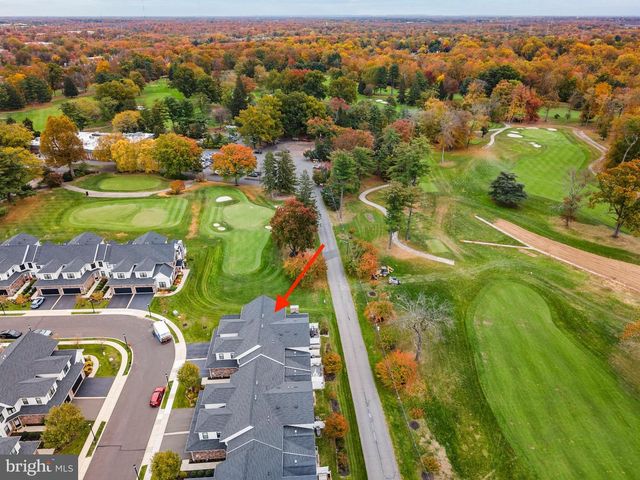 36 DOGLEG LN, Lawrence Township, NJ 08648