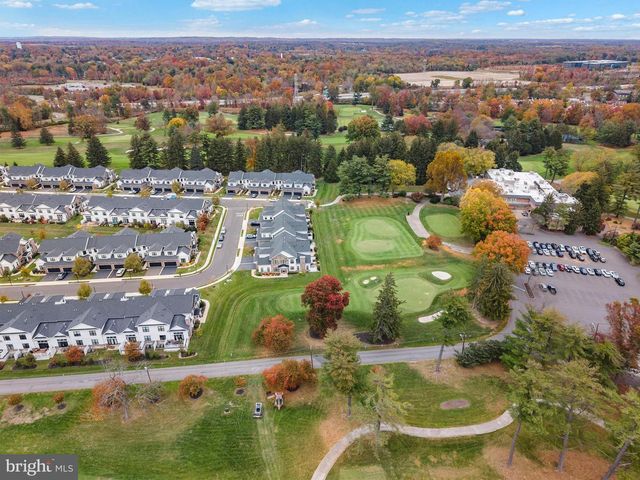 36 DOGLEG LN, Lawrence Township, NJ 08648