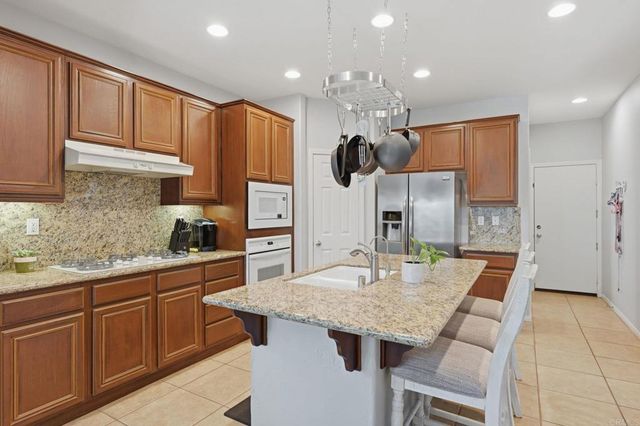 41645 Cypress Point Way, Temecula, CA 92591