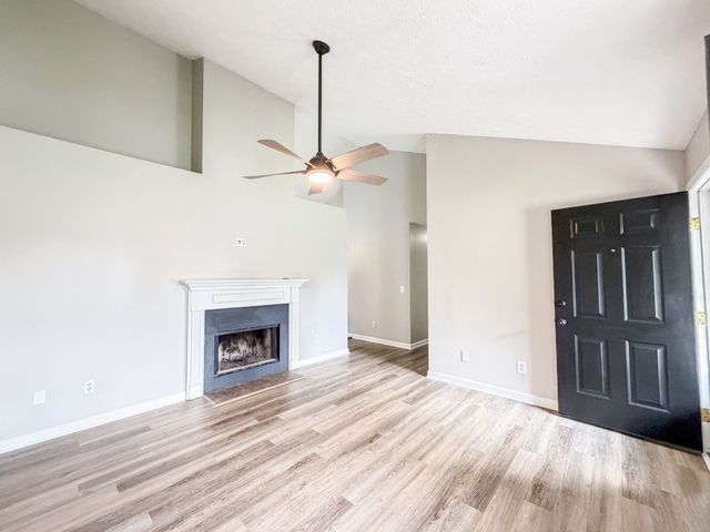 2039 Waterford Dr, Old Hickory, TN 37138