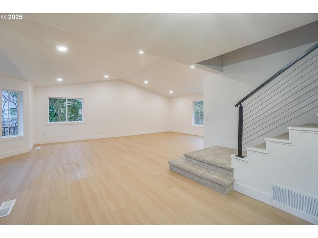 3704 Nw ORCHARD Ct, Camas, WA 98607