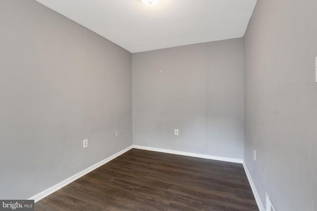 1719 RIDGE AVE, Philadelphia, PA 19130