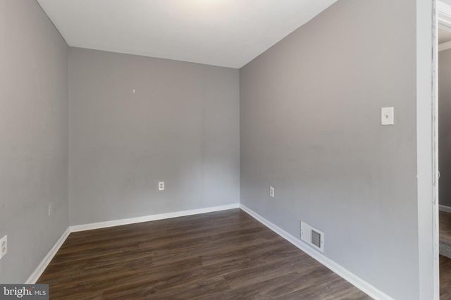1719 RIDGE AVE, Philadelphia, PA 19130