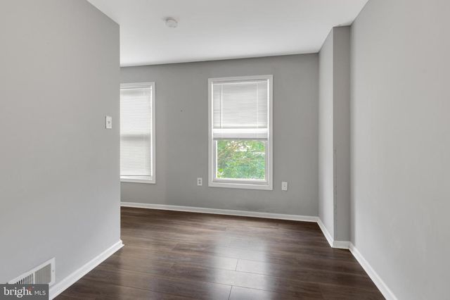 1719 RIDGE AVE, Philadelphia, PA 19130