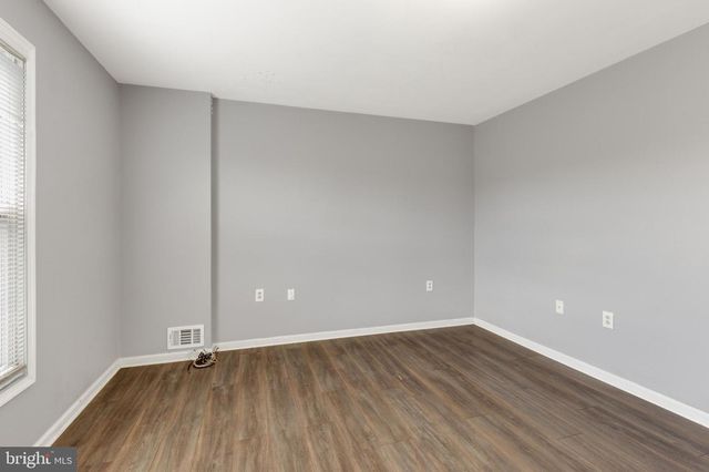 1719 RIDGE AVE, Philadelphia, PA 19130
