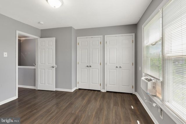 1719 RIDGE AVE, Philadelphia, PA 19130