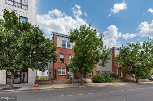 1719 RIDGE AVE, Philadelphia, PA 19130