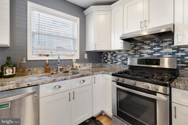 1719 RIDGE AVE, Philadelphia, PA 19130
