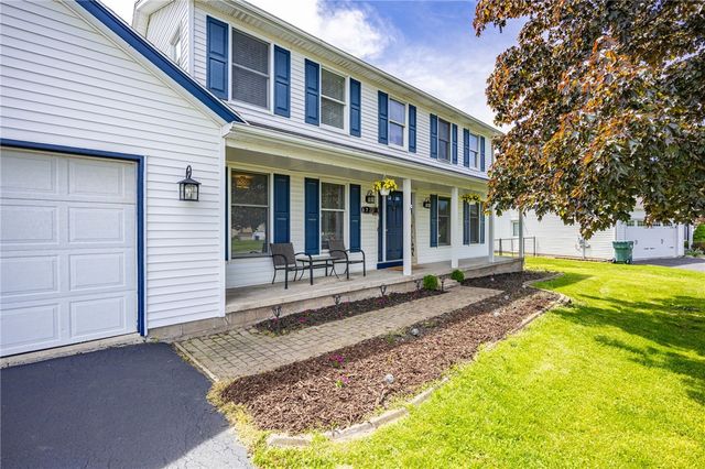 872 Guinevere Drive, Greece, NY 14626