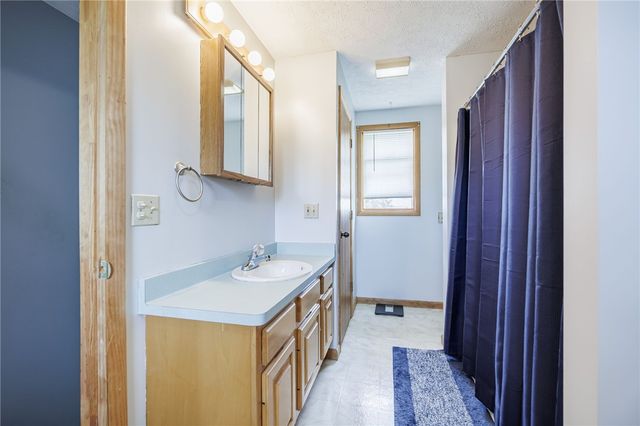 872 Guinevere Drive, Greece, NY 14626