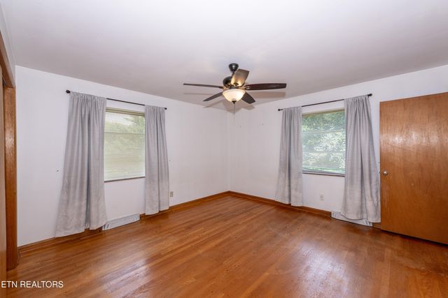 215 Sandy Springs Rd, Maryville, TN 37803