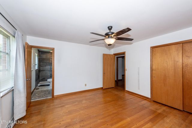 215 Sandy Springs Rd, Maryville, TN 37803