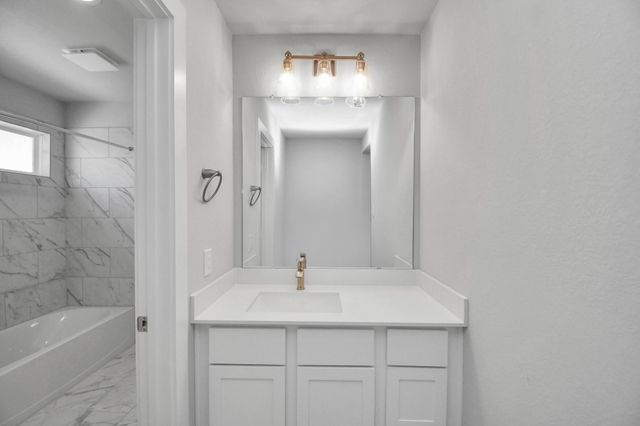 3019 Knotty Forest Drive, Spring, TX 77373