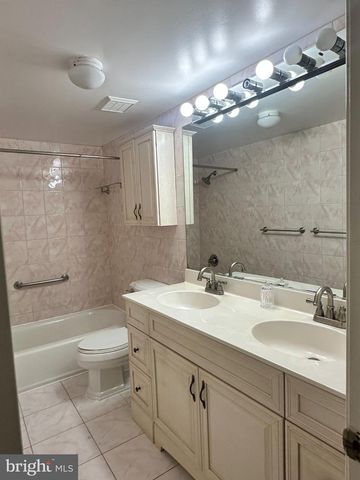 6025 CROCUS CT, Alexandria, VA 22310