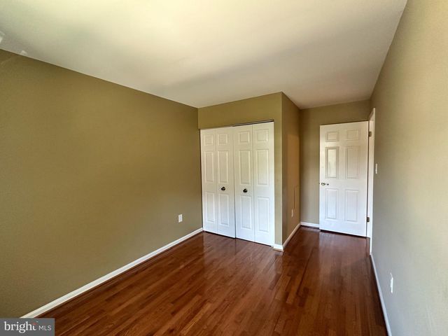 6025 CROCUS CT, Alexandria, VA 22310
