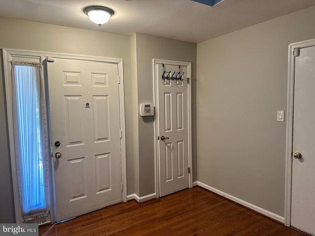 6025 CROCUS CT, Alexandria, VA 22310