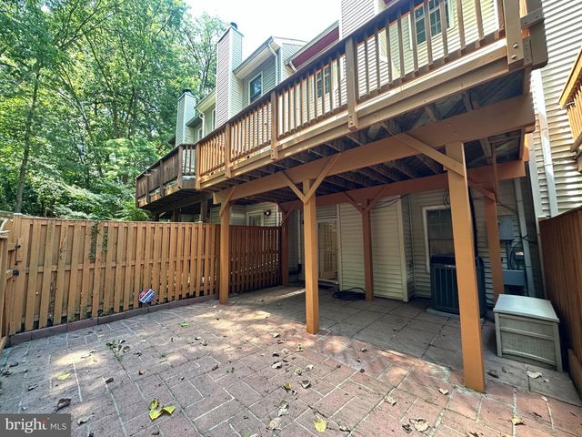 6025 CROCUS CT, Alexandria, VA 22310