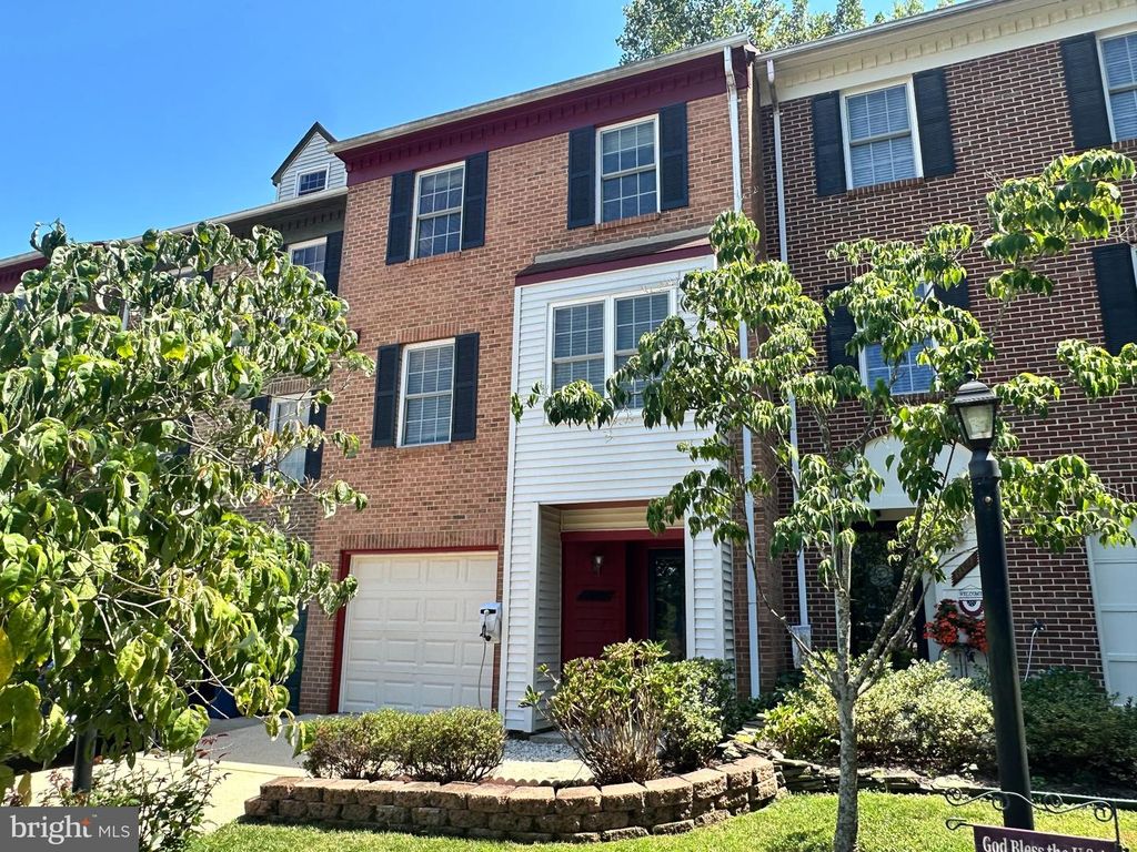 6025 CROCUS CT, Alexandria, VA 22310