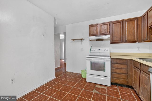 12312 COLERAINE CT, Reston, VA 20191