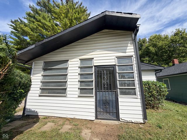 818 W 25th Street, Indianapolis, IN 46208