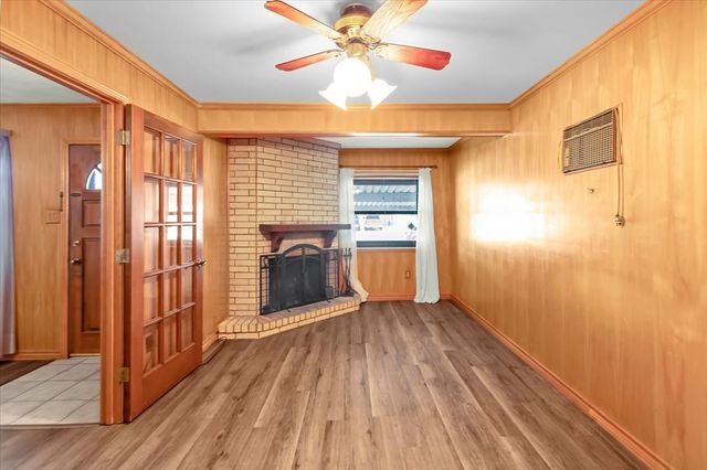 1845 Chevy Chase Drive, Carrollton, TX 75006