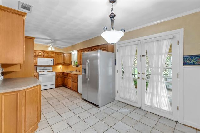 1845 Chevy Chase Drive, Carrollton, TX 75006