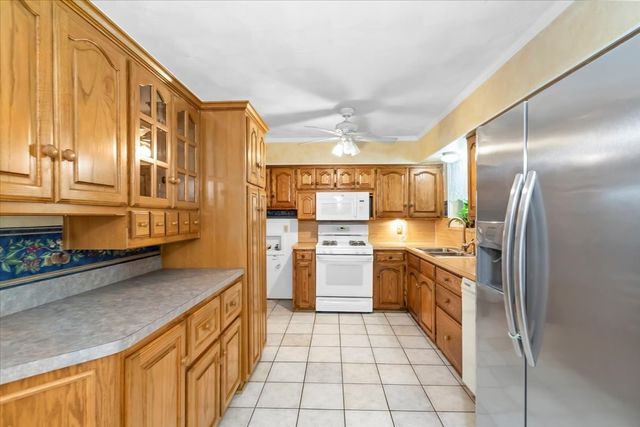 1845 Chevy Chase Drive, Carrollton, TX 75006