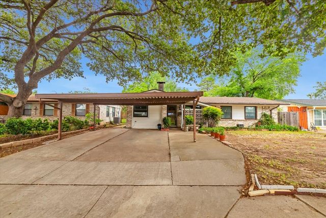 1845 Chevy Chase Drive, Carrollton, TX 75006