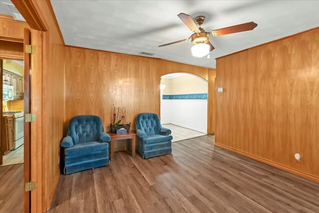 1845 Chevy Chase Drive, Carrollton, TX 75006