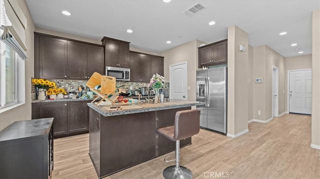 27270 Barre Drive, Menifee, CA 92584