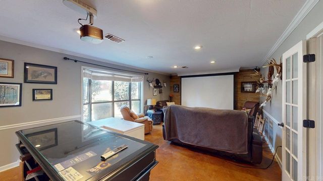 304 Country Club, Conway, AR 72034