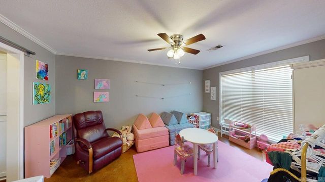 304 Country Club, Conway, AR 72034